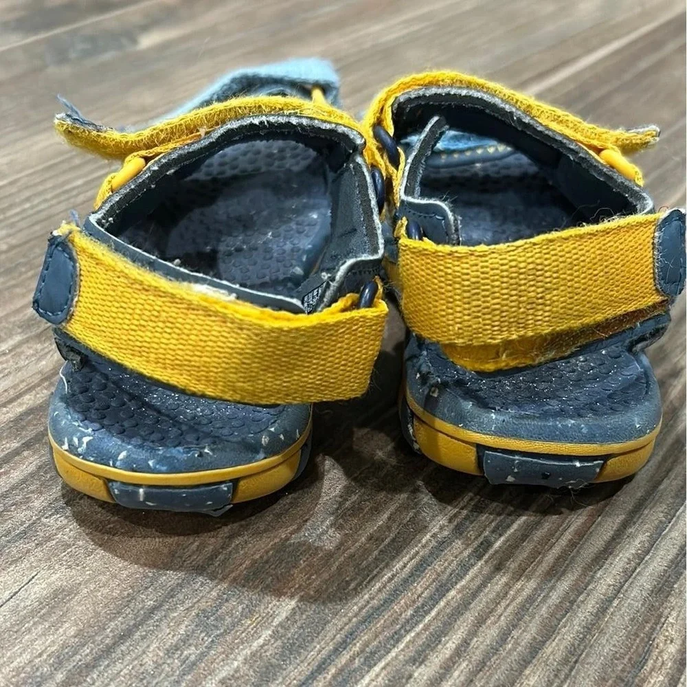 Boys Size 8 Toddler Blue Yellow‎ Strappy Sporty Sandals